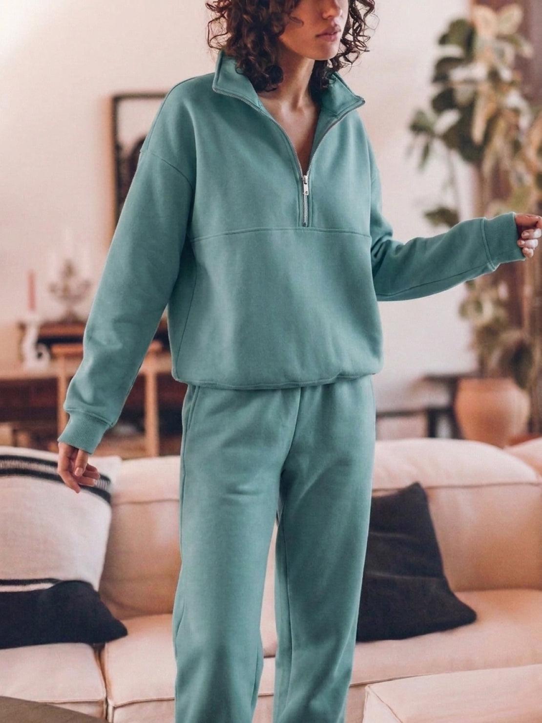 First Class Cotton-Blend Set in Mint Green